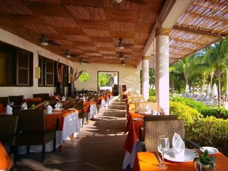 Hotel Secrets Aura Cozumel - Adults Only 4*,